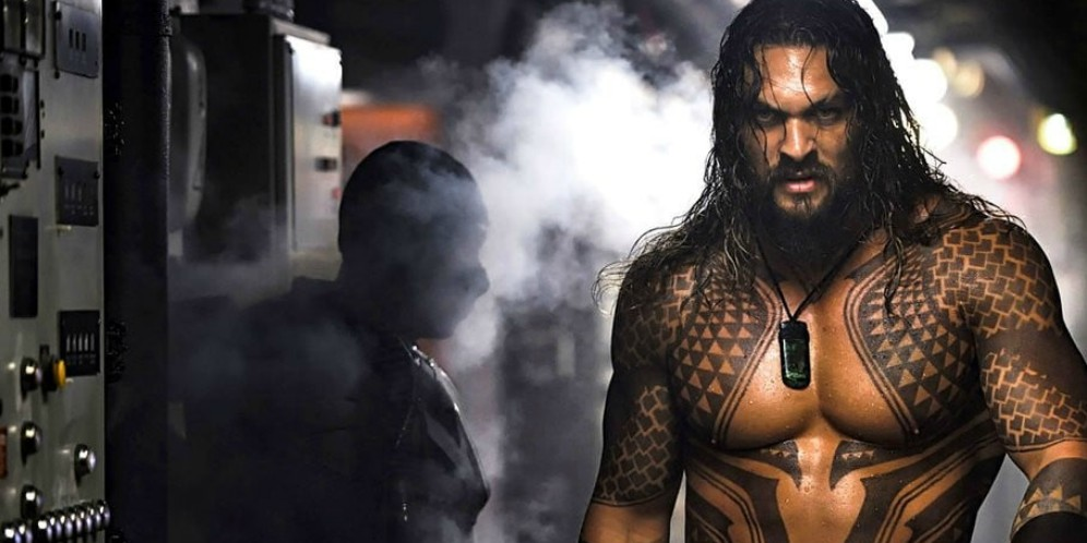Jason Momoa ‘Ditonjok’ Gara-gara Bohong soal Aquaman thumbnail